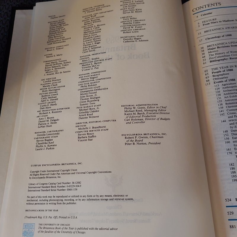 1989 Britannica Book Of The Year Encyclopaedia 