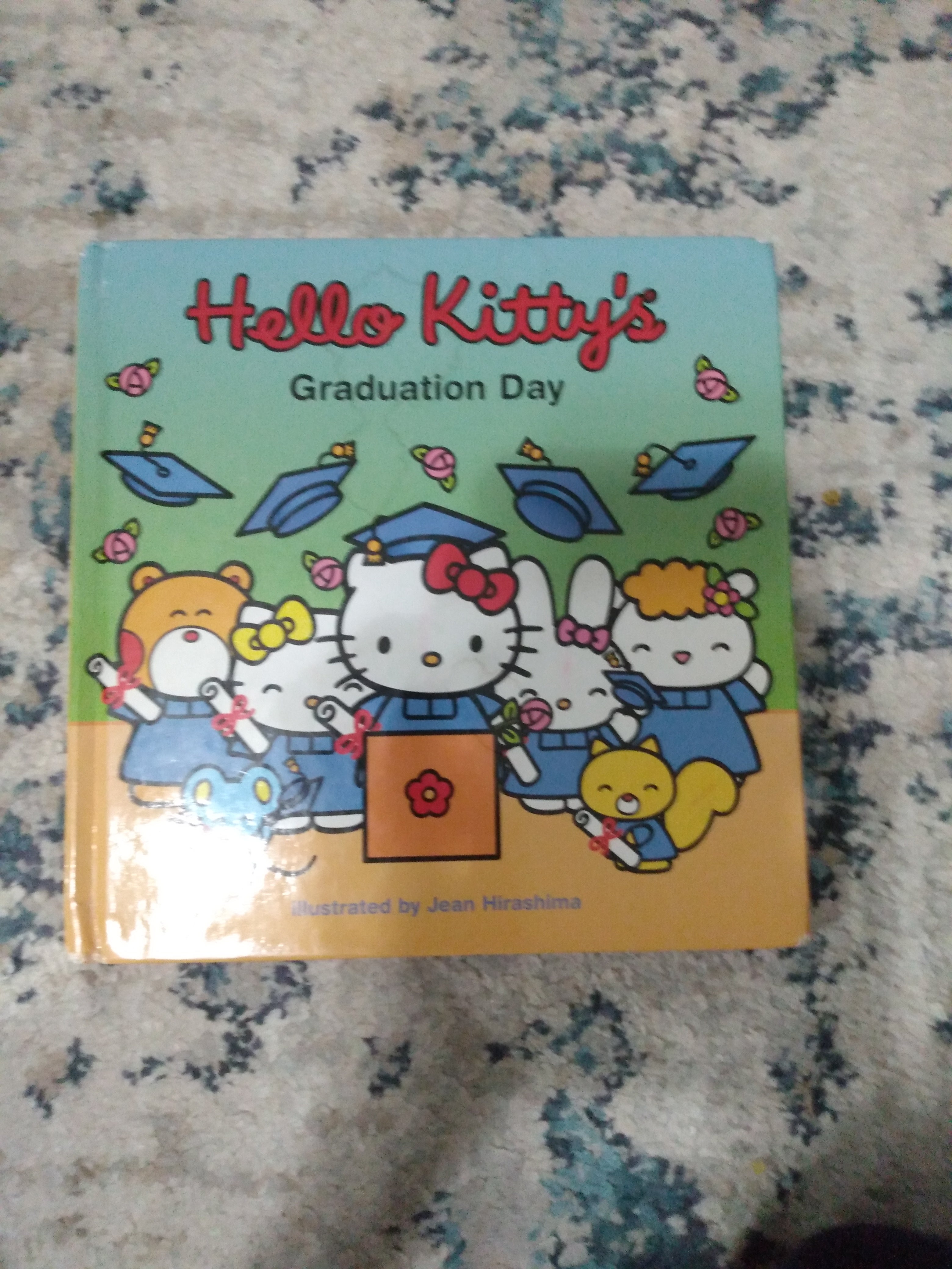 レノックス猫  ( 卒業 ) Graduation Day Kitty Hello Kitty's Graduation Day by Higashi/Glaser Design Inc.