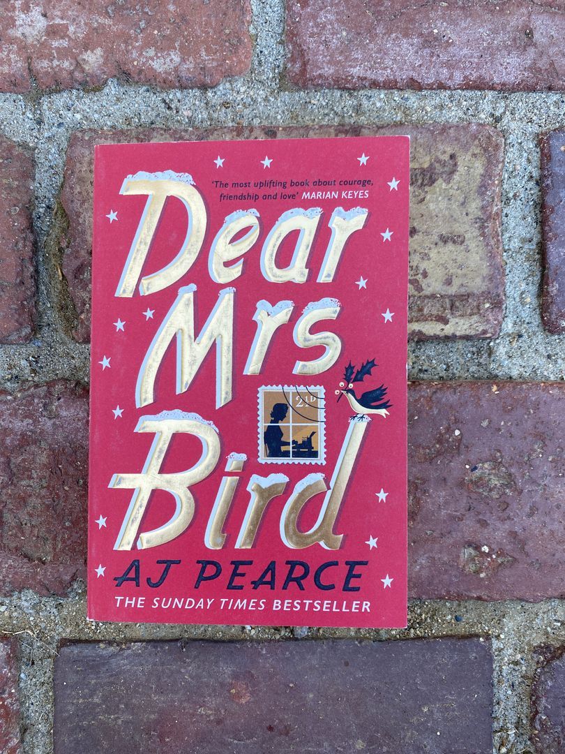 Dear Mrs Bird: Book #1 of the Emmeline Lake Chronicles