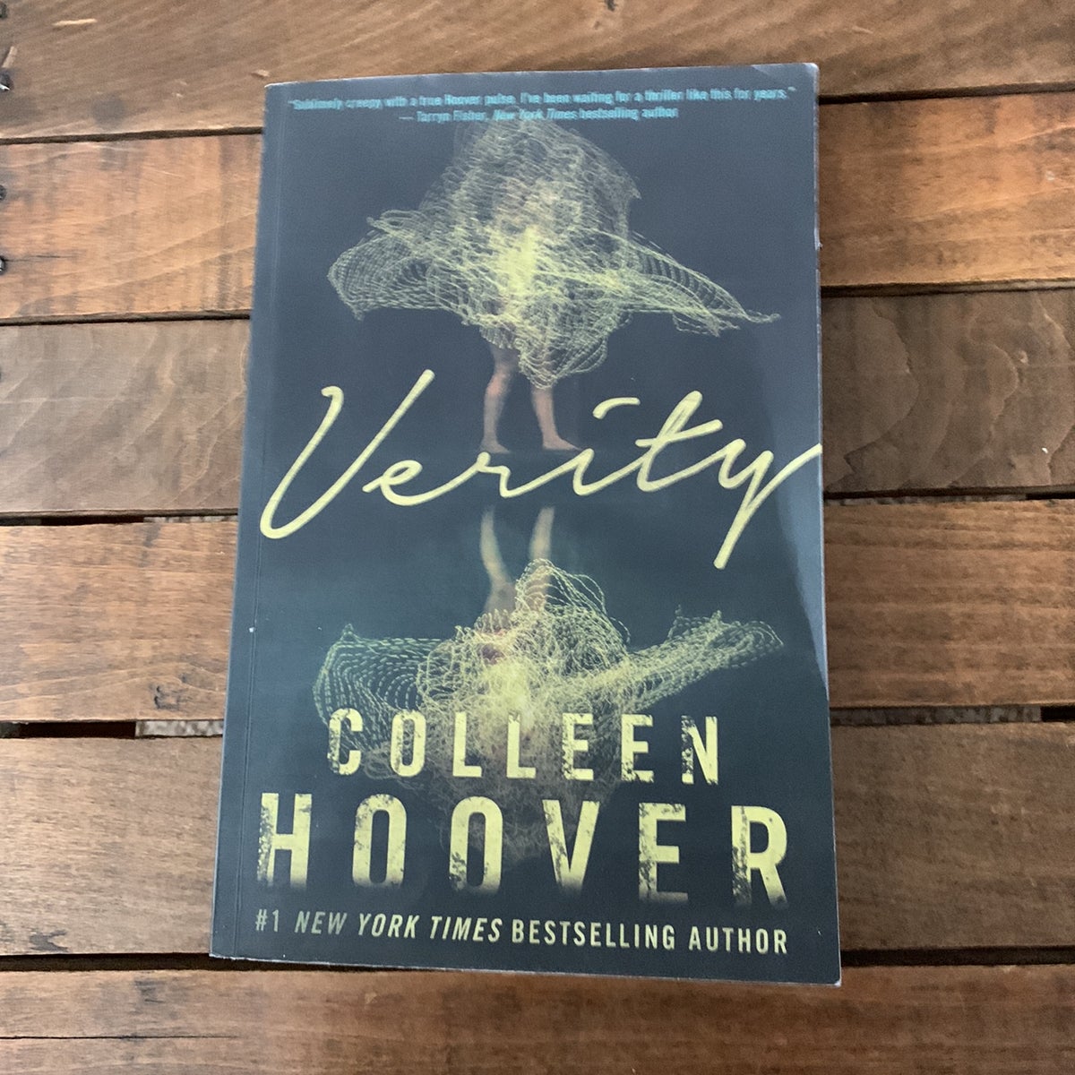 Verity by Colleen Hoover, Paperback | Pangobooks