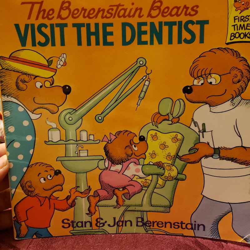 The Berenstain Bears Visit the Dentist