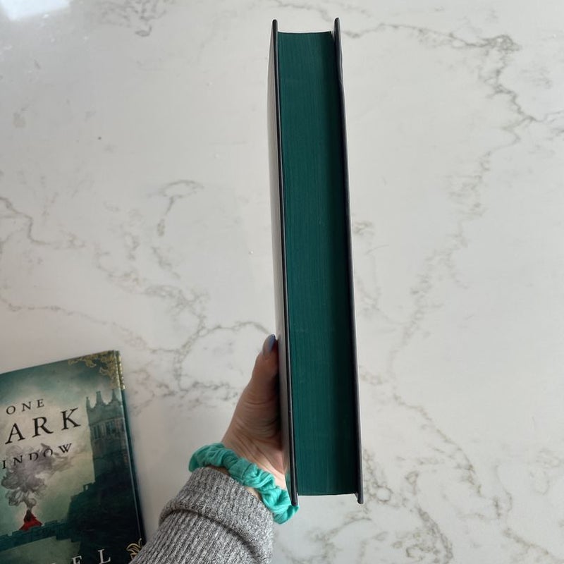 One Dark Window Fairyloot special edition by Rachel Gillig, Hardcover Pangobooks