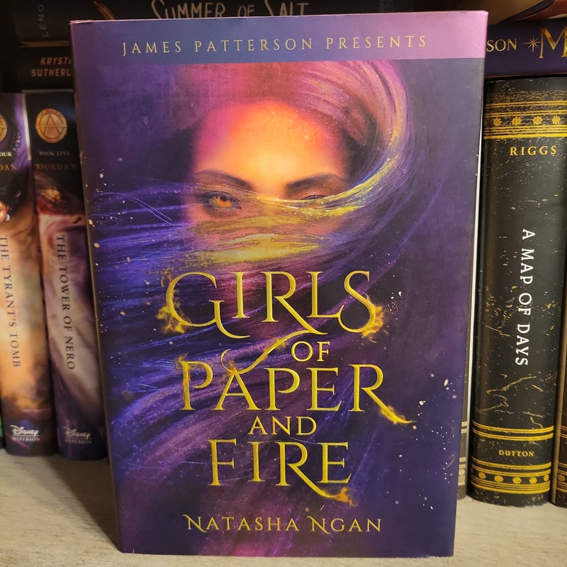 Girls Of Paper And Fire (Owlcrate signed edition)