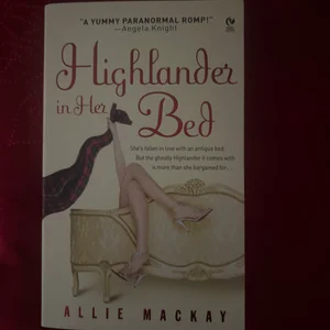 Highlander in Her Bed