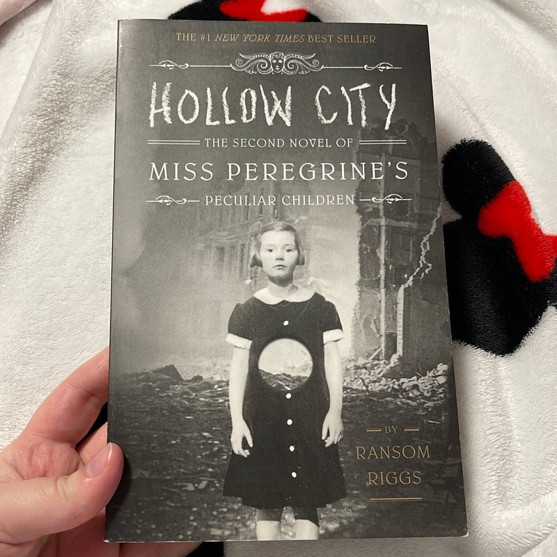 Hollow City