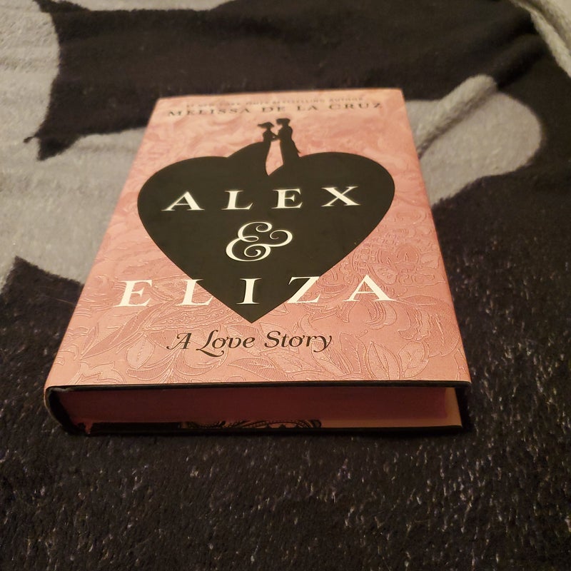 Alex & Eliza Exclusive Sprayed Edges!