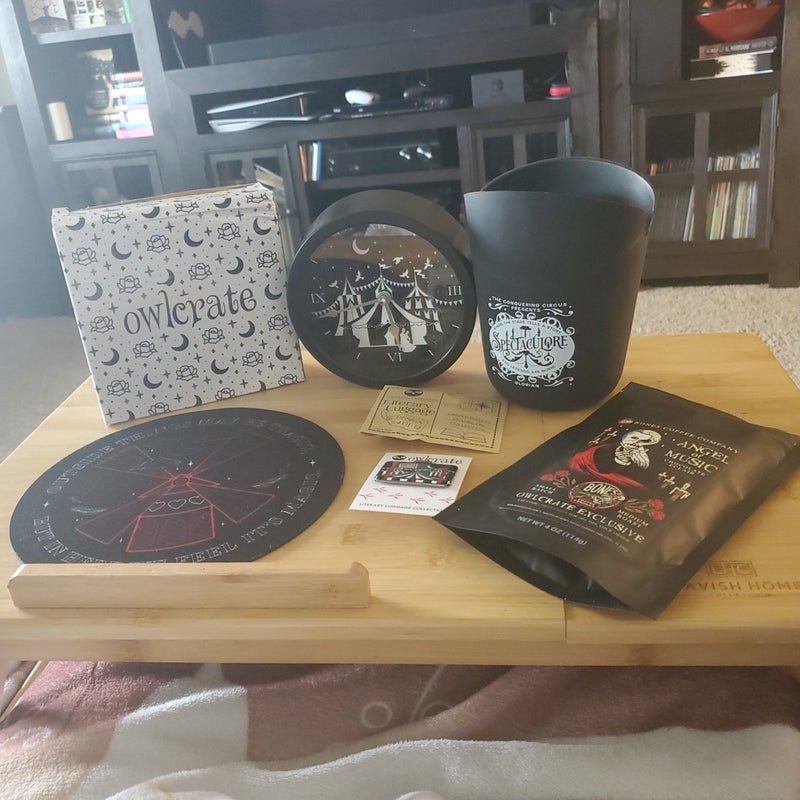 Owlcrate Exclusive set from April Box!