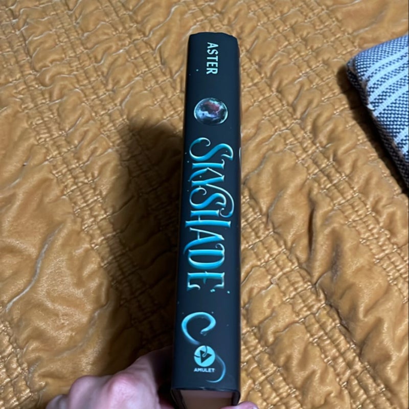 Skyshade (the Lightlark Saga Book 3)