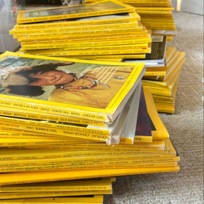 Lot of National Geographic Magazines 