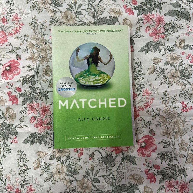 Matched by Ally Condie, Paperback | Pangobooks