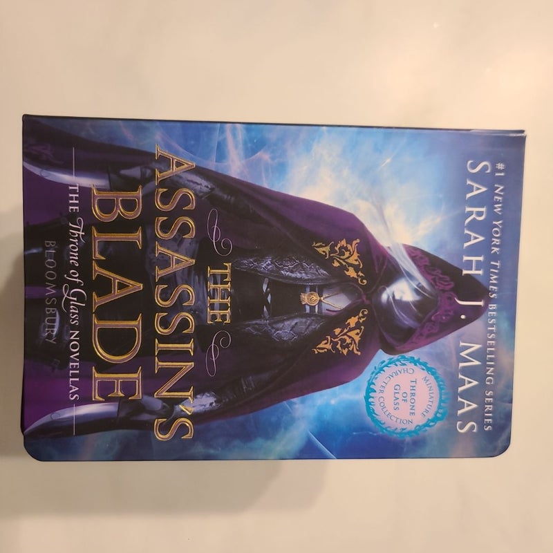 Throne of Glass Miniature Character Collection (COMPLETE SET)