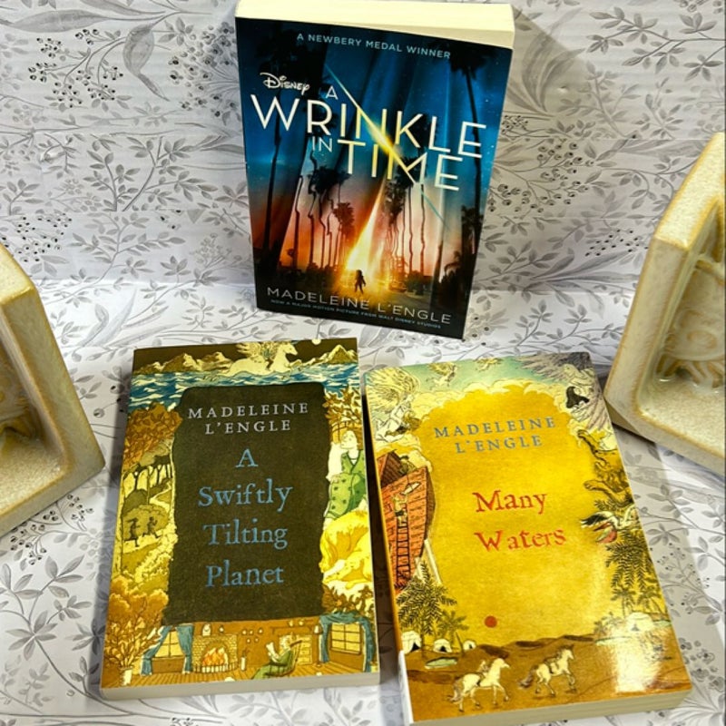 A Wrinkle in Time 3 Paperback Bundle