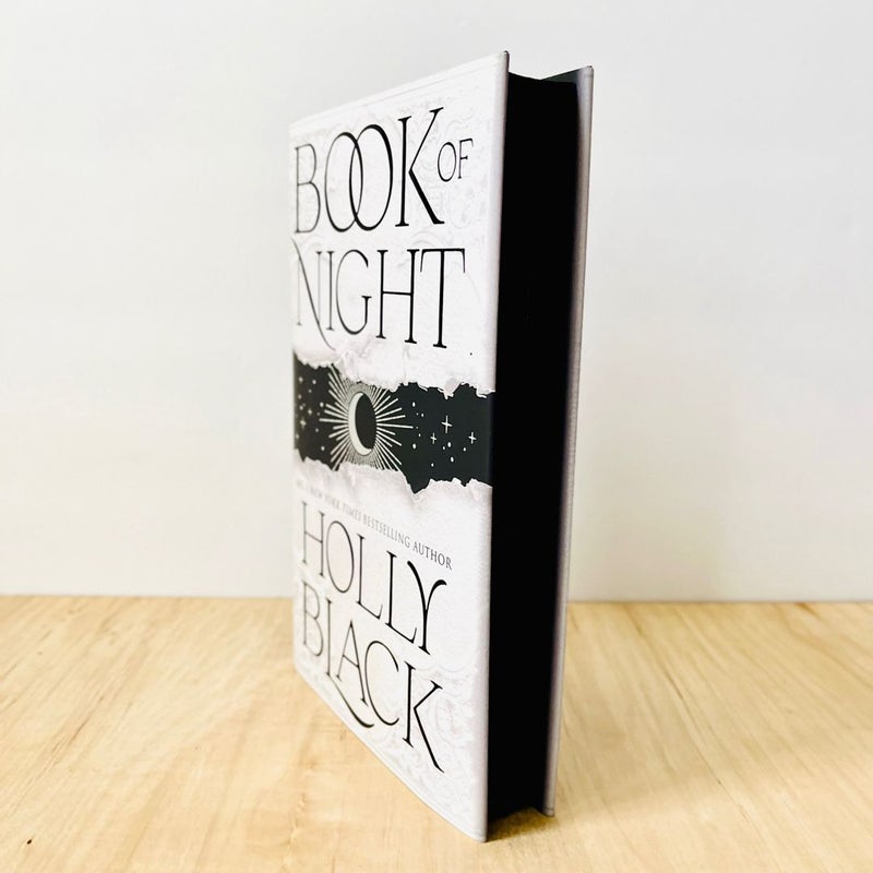 Illumicrate Book Of Night