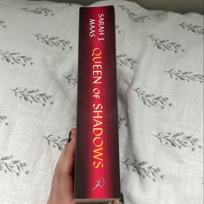 Queen of Shadows