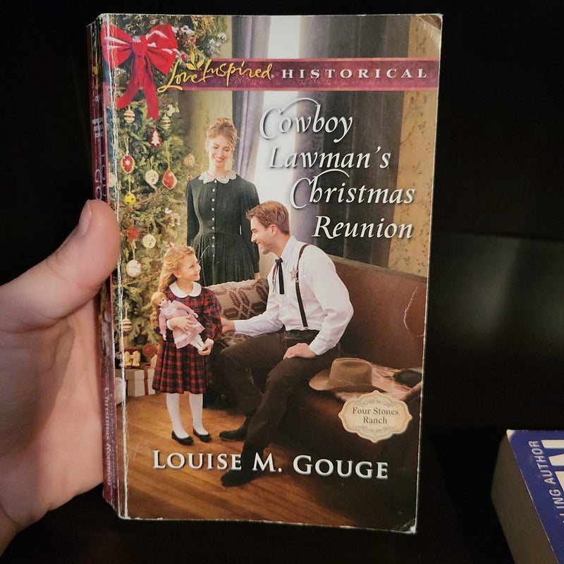 Cowboy Lawman's Christmas Reunion