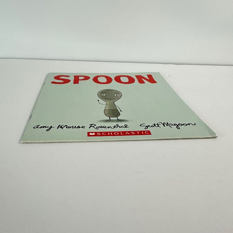 Spoon by Amy Krouse Rosenthal, Paperback | Pangobooks