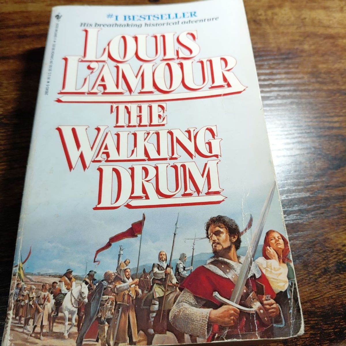 The Walking Drum by Louis Amour, Paperback | Pangobooks