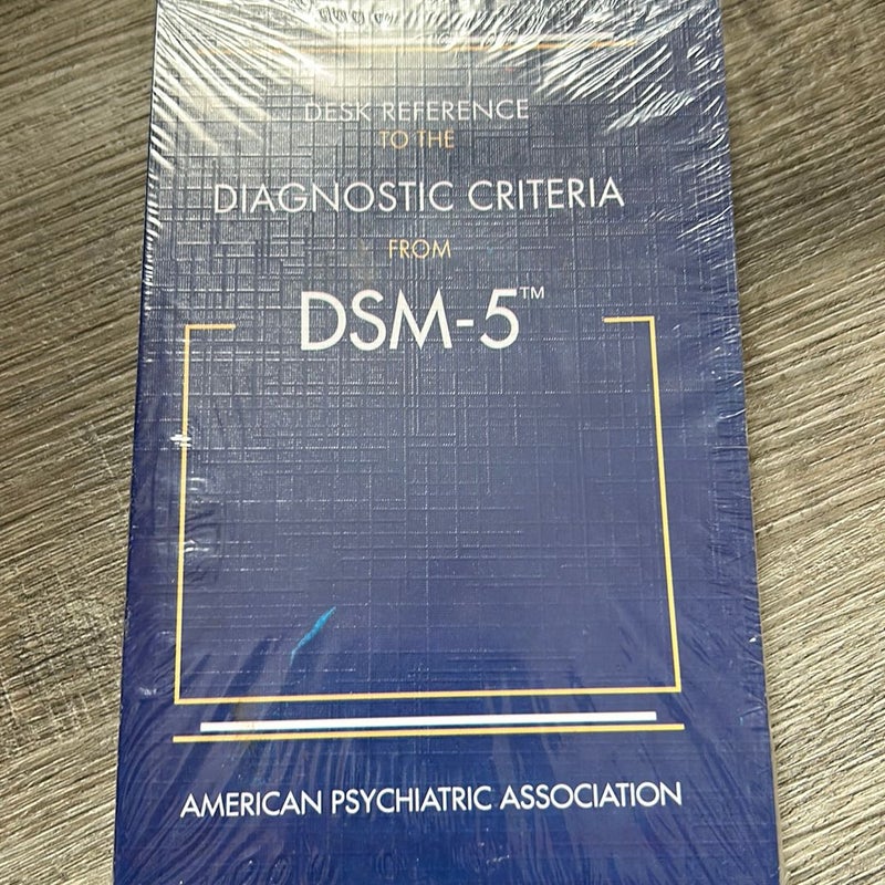 Desk Reference to the Diagnostic Criteria from DSM-5 by American Psychiatric Association Paperback 