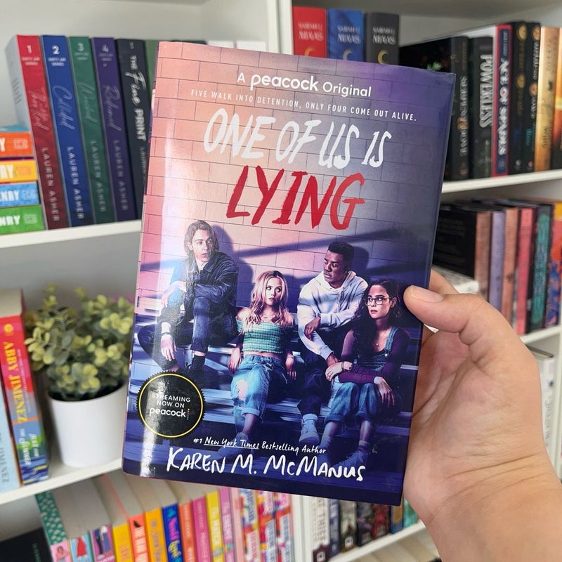 One of Us Is Lying (TV Series Tie-In Edition)