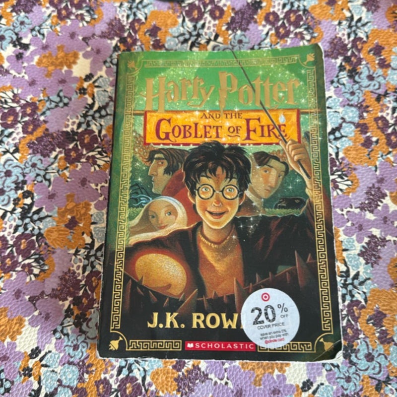 Harry Potter and the Goblet of Fire (Harry Potter, Book 4)