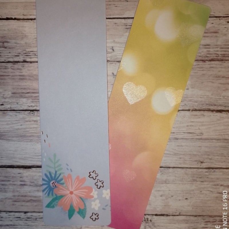 Floral bookmark 