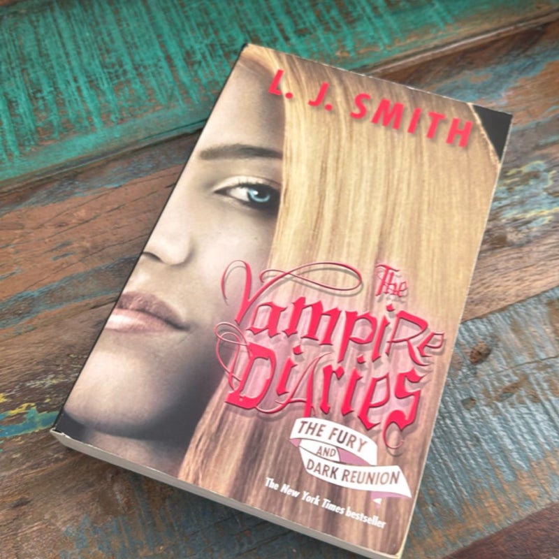 BOOK BUNDLE The Vampire Diaries + The Secret Circle