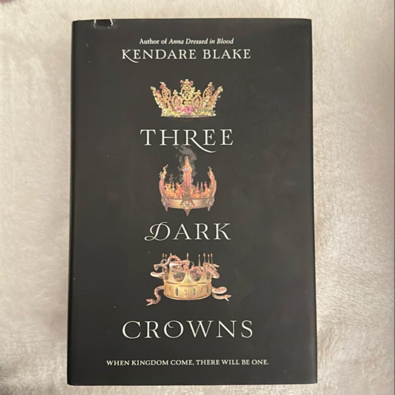 Three Dark Crowns