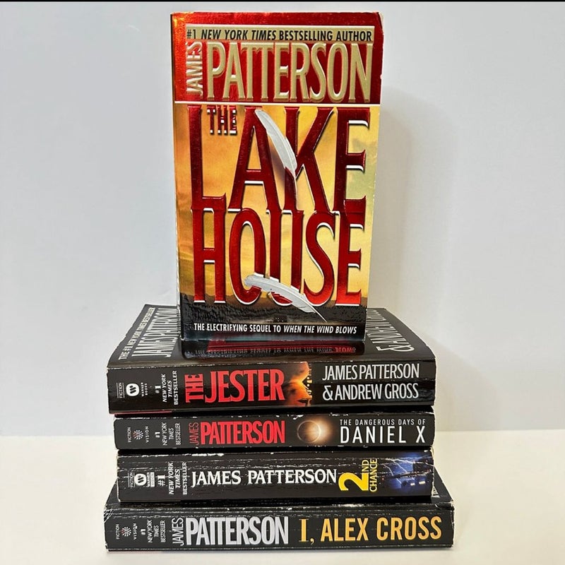 James Patterson Book Bundle, 5 books