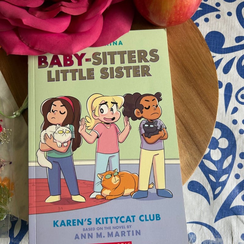 Karen's Kittycat Club (Baby-Sitters Little Sister Graphic Novel #4)