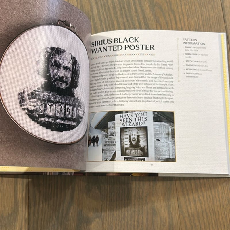 Harry Potter: the Official Hogwarts Book of Cross-Stitch