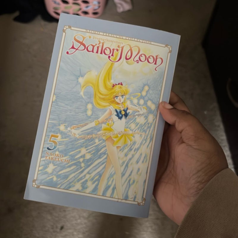 Sailor Moon 5 (Naoko Takeuchi Collection)