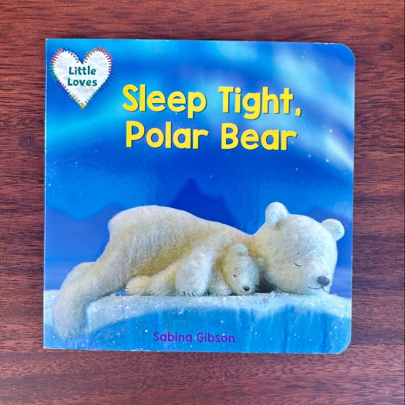 Sleep tight, polar bear