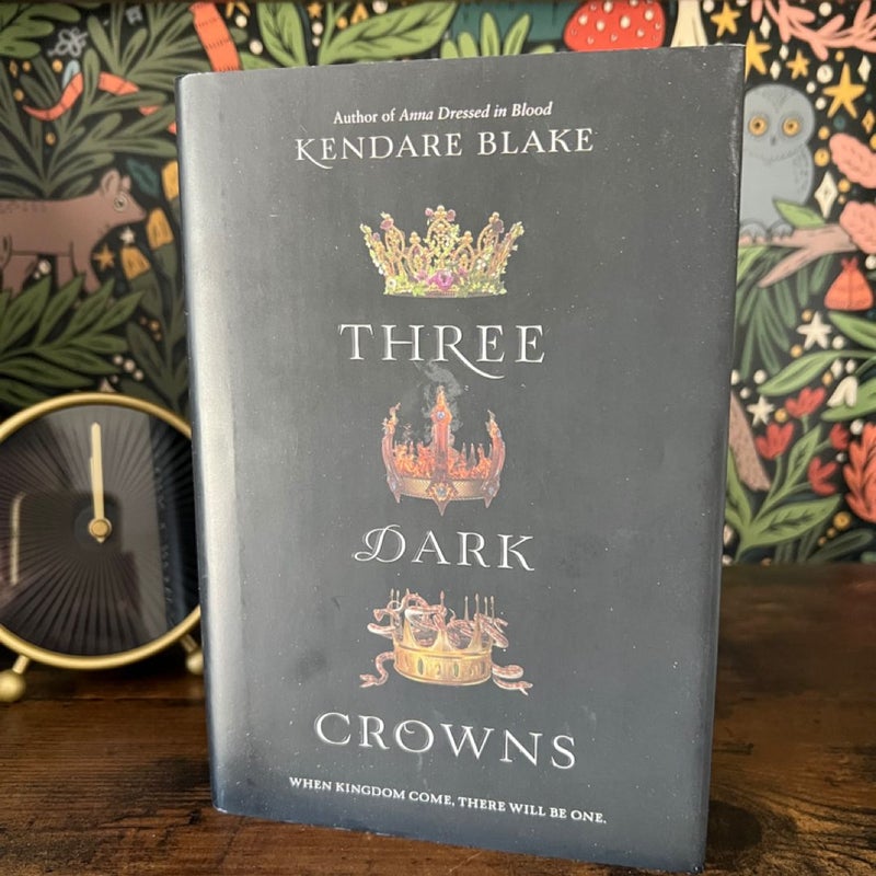 Three Dark Crowns