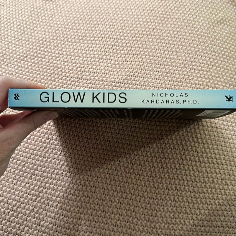 Glow Kids