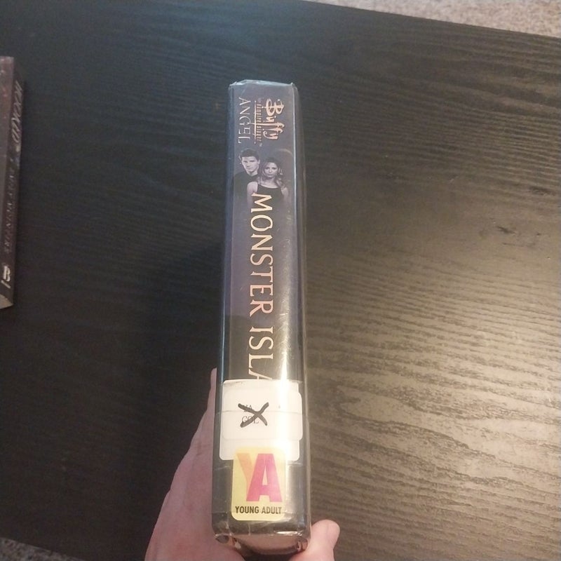 Monster Island - Ex-library book