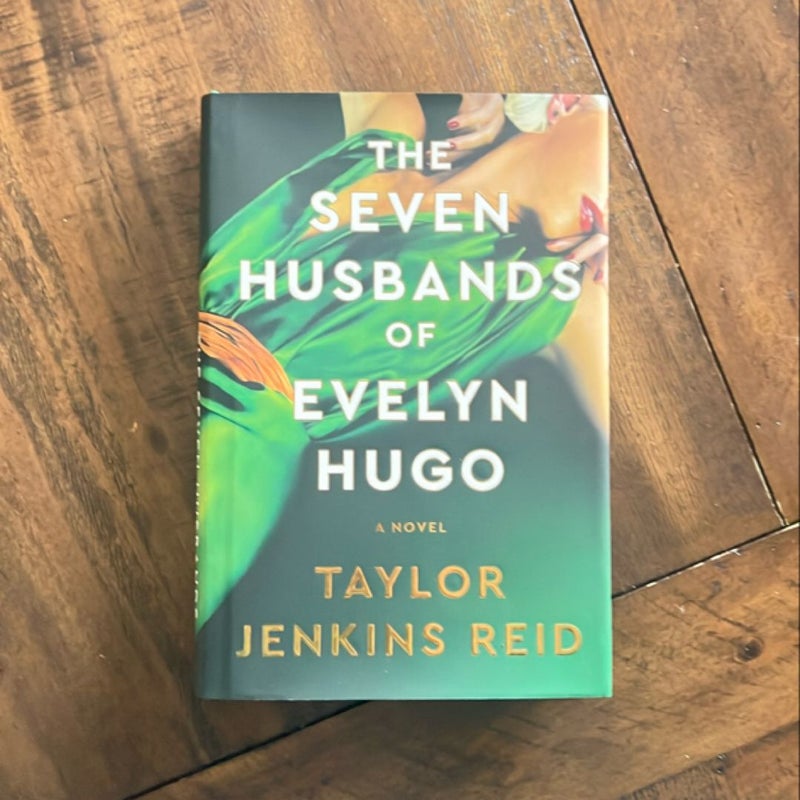 The Seven Husbands of Evelyn Hugo: Deluxe Edition Hardcover