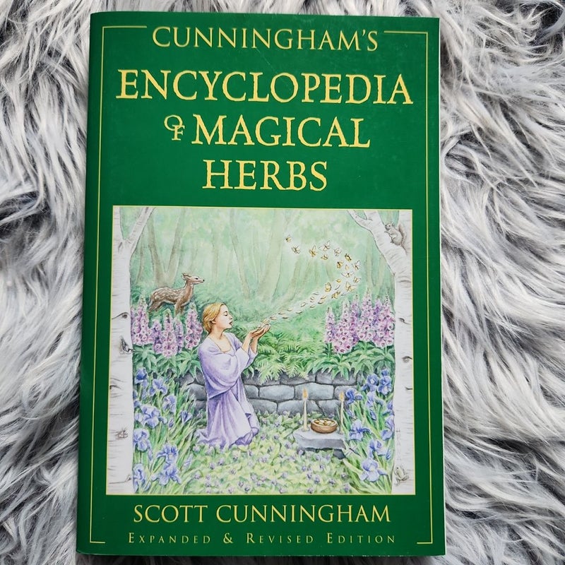 Cunningham's Encyclopedia of Magical Herbs