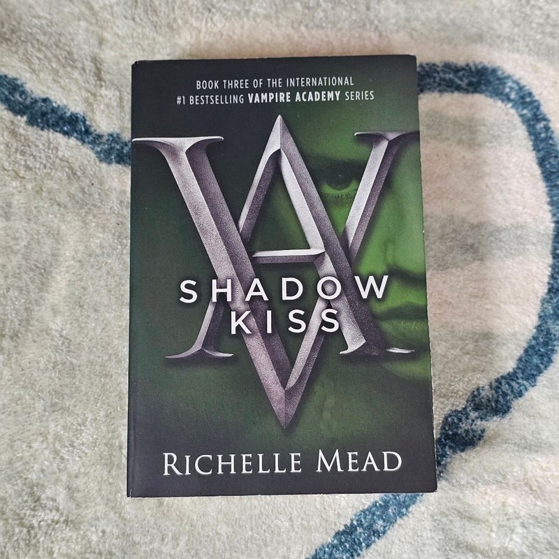 Shadow Kiss