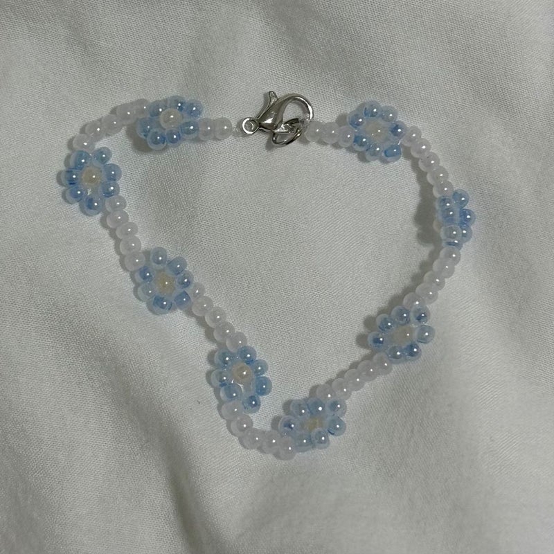 blue flower bracelet 🩵
