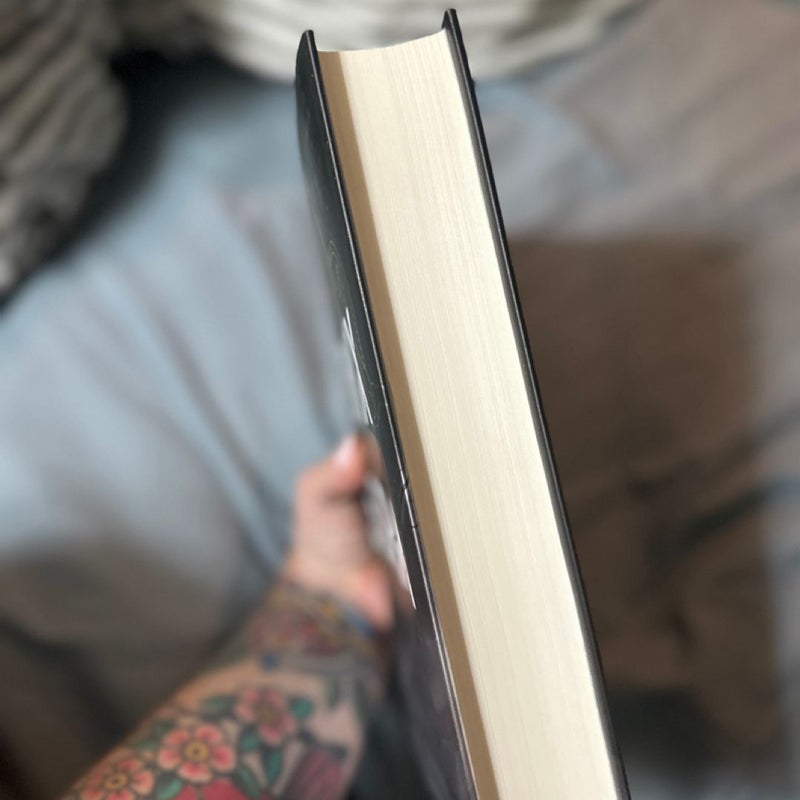 Onyx Storm-WATERSTONES
