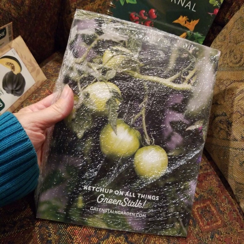 GreenStalk gardening journal and magazine, NEW, plus seeds bundle