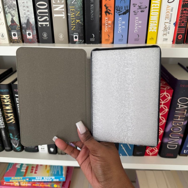 Printed Kindle Basic Case 2022/2024 (#C2V2L3)