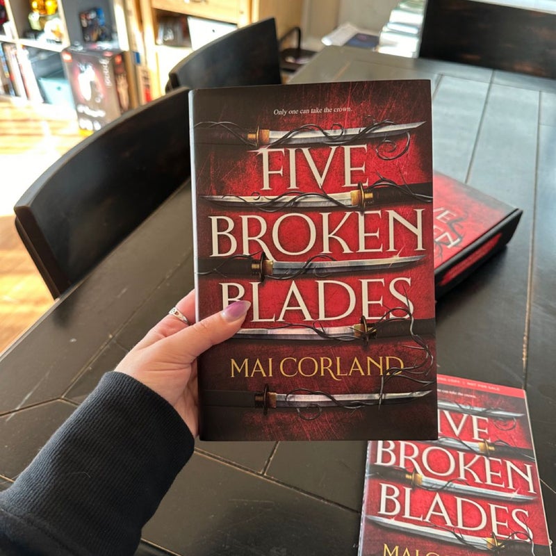 Five Broken Blades (Deluxe Edition) + ARC & ARC Box