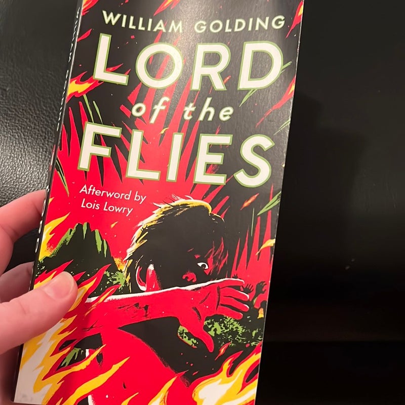 Lord of the Flies: Casebook Edition by William Golding: 9780399506437 |  : Books