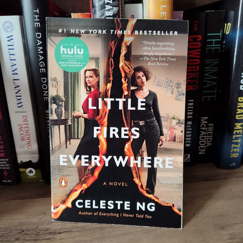 Little Fires Everywhere (Movie Tie-In)