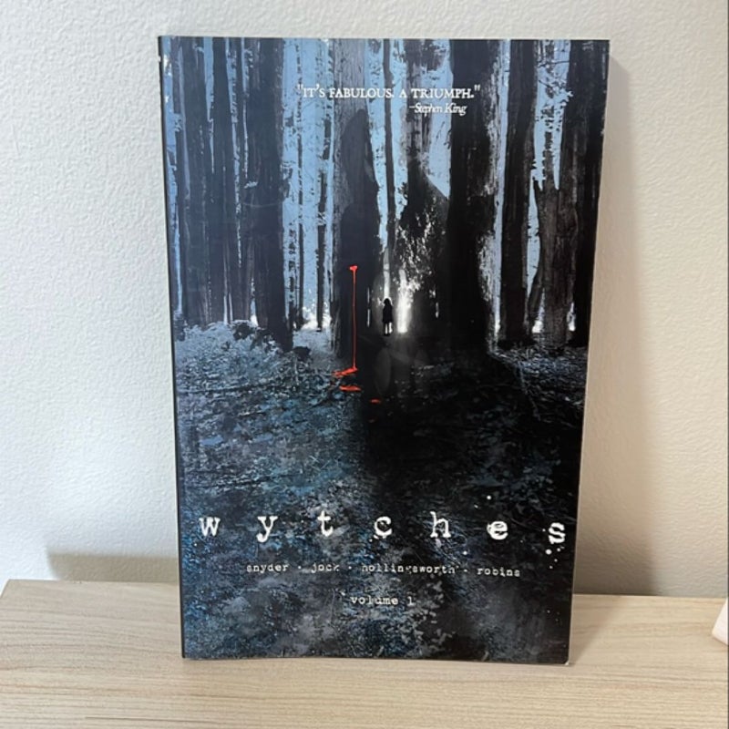 Wytches Volume 1