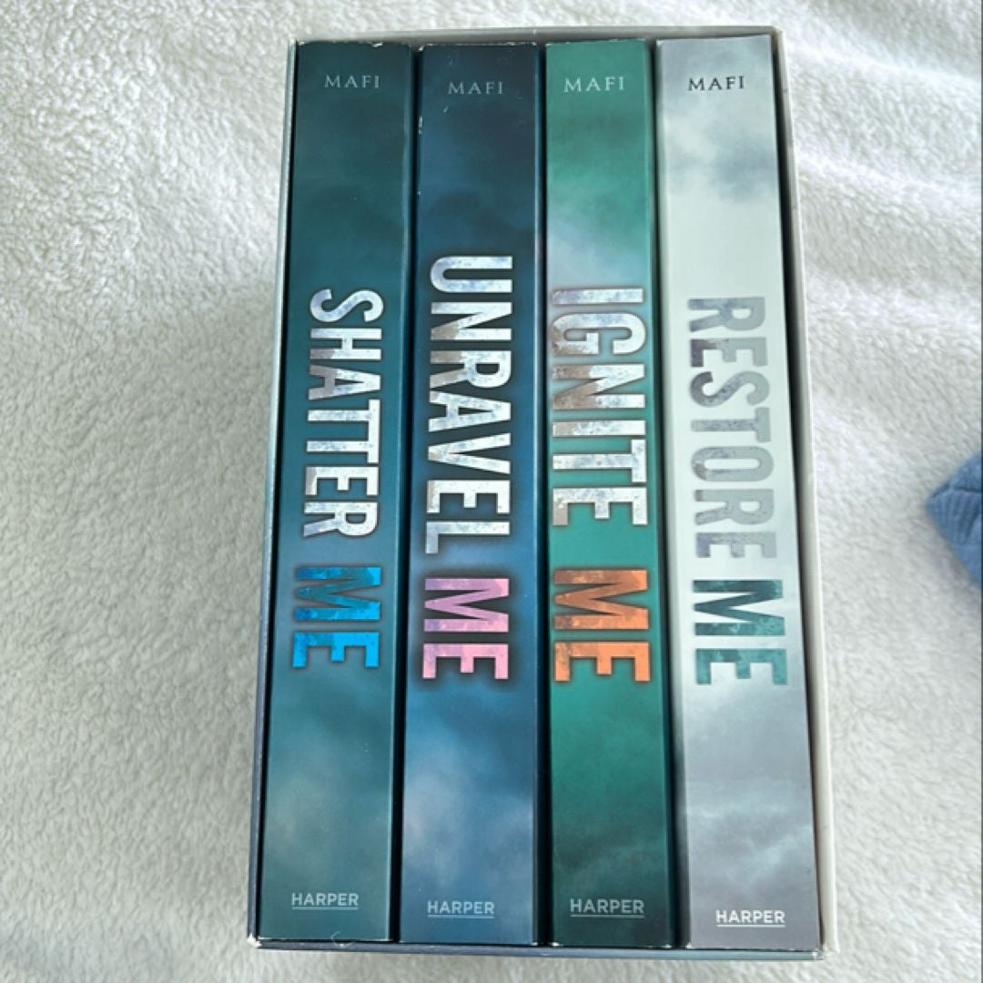 Shatter Me Series 4-Book Box Set