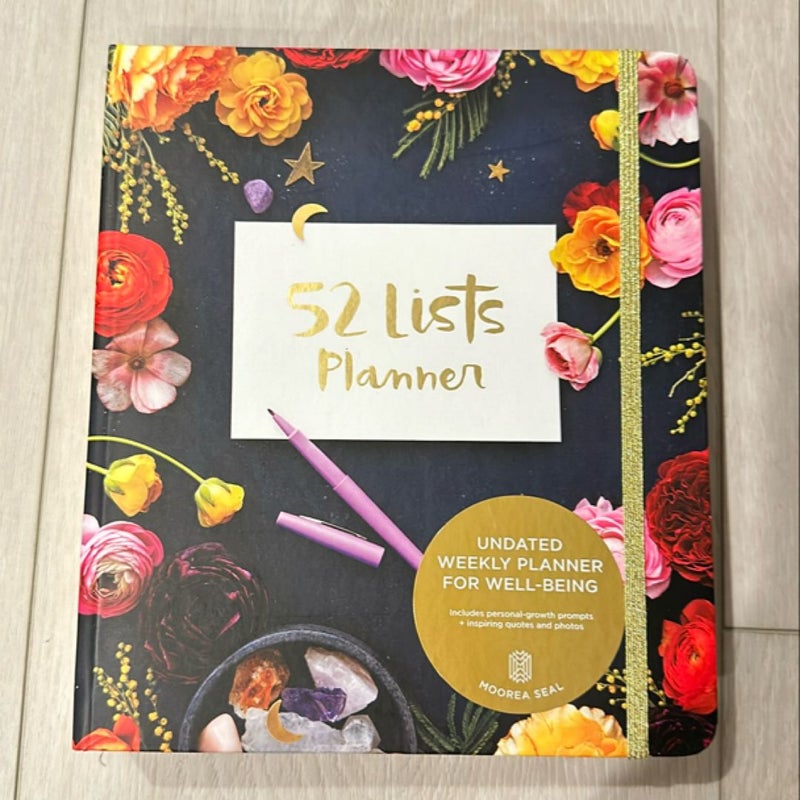 52 Lists Planner Undated 12-Month Monthly/Weekly Spiral Planner with Pockets (Bl Ack Floral)