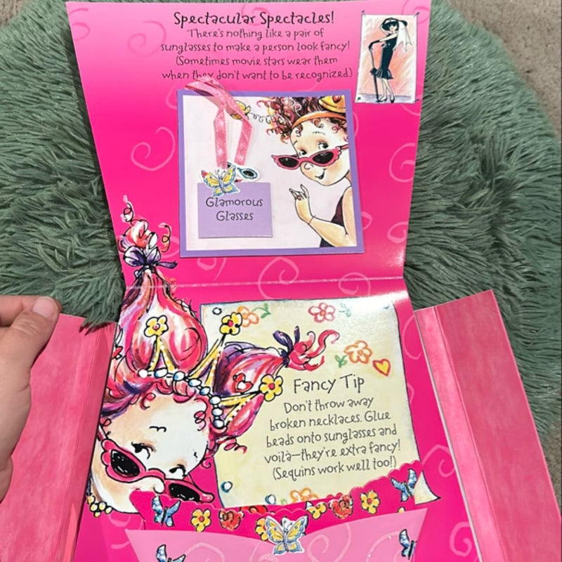 Fancy Nancy: Let’s get Fancy gift set 