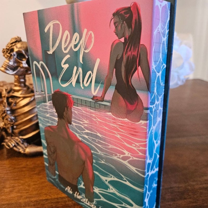 Owlcrate Deep End by *Signed*